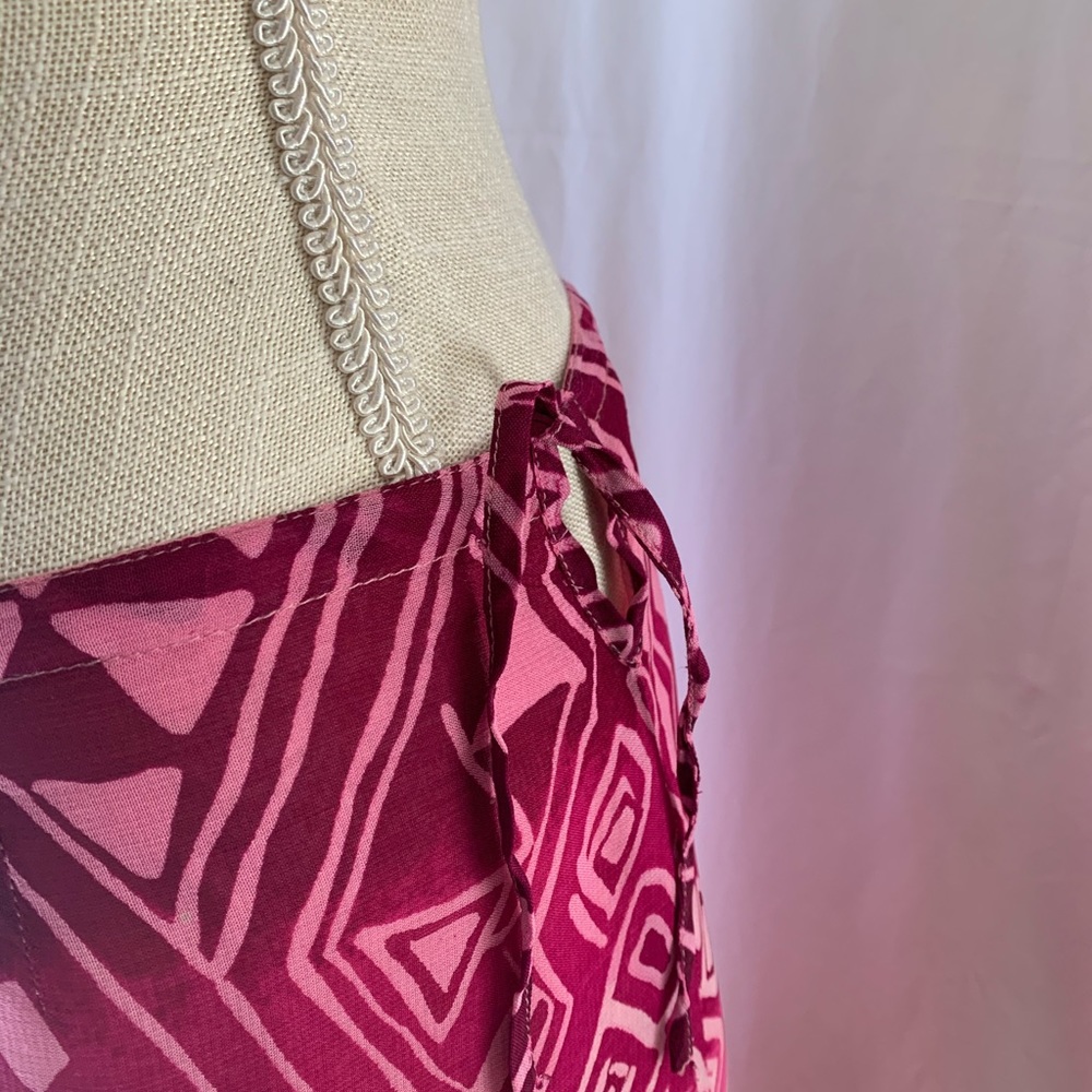 Women’s Barbie Pink Knee Length Ombré Skirt 12 - Picture 6 of 10